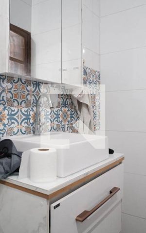 Casa à venda com 210m², 2 quartos e 3 vagasBanheiro 