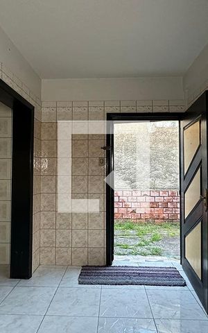 Casa à venda com 140m², 3 quartos e 1 vagaÁrea de Serviço