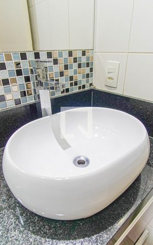 Apartamento à venda com 57m², 2 quartos e 1 vagaBanheiro Corredor