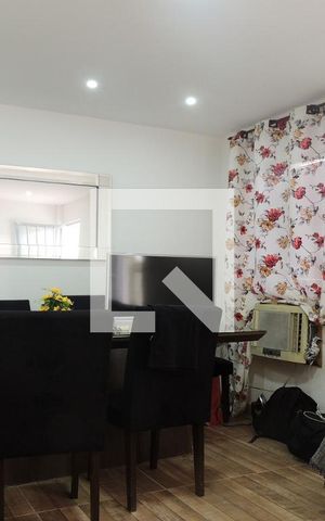 Casa à venda com 600m², 5 quartos e sem vagaSala Casa 03