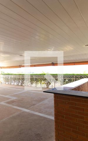 Apartamento para alugar com 50m², 2 quartos e 1 vaga Apartamento para alugar com 50m², 2 quartos e 1 vagaÁrea comum - Churrasqueira