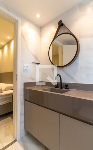 Apartamento para alugar com 80m², 2 quartos e 2 vagas Apartamento para alugar com 80m², 2 quartos e 2 vagasBanheiro Suíte 2