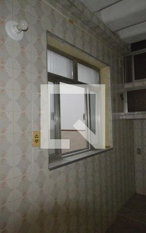 Apartamento à venda com 80m², 2 quartos e 1 vagaÁrea de Serviço