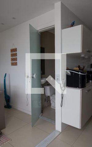 Apartamento à venda com 226m², 3 quartos e 3 vagas Apartamento à venda com 226m², 3 quartos e 3 vagasCozinha