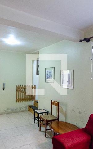 Casa à venda com 330m², 5 quartos e 4 vagas Casa à venda com 330m², 5 quartos e 4 vagasSala 2