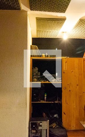 Casa à venda com 330m², 5 quartos e 4 vagas Casa à venda com 330m², 5 quartos e 4 vagasStúdio 4