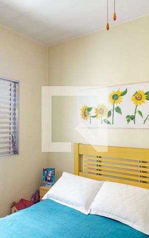 Casa à venda com 330m², 5 quartos e 4 vagas Casa à venda com 330m², 5 quartos e 4 vagasQuarto 1