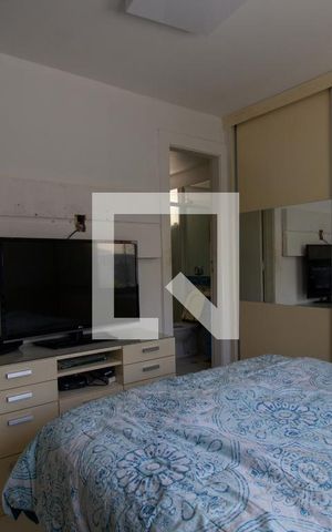 Casa à venda com 370m², 5 quartos e 3 vagas Casa à venda com 370m², 5 quartos e 3 vagasSuíte 1