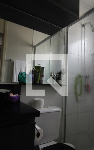 Apartamento à venda com 77m², 3 quartos e 2 vagasBanheiro da Suíte