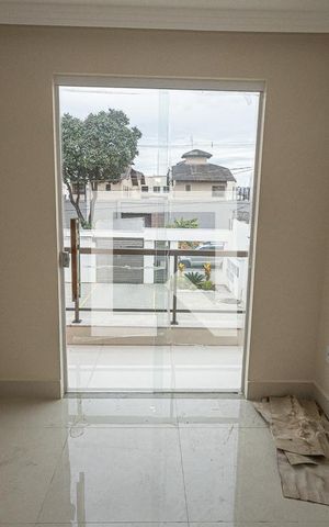 Apartamento à venda com 68m², 2 quartos e 1 vaga Apartamento à venda com 68m², 2 quartos e 1 vagaQuarto 1 / suíte / Sacada