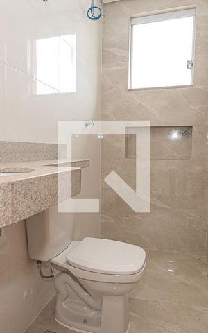 Apartamento à venda com 68m², 2 quartos e 1 vaga Apartamento à venda com 68m², 2 quartos e 1 vagaBanheiro social