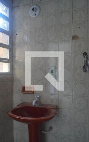 Apartamento para alugar com 70m², 2 quartos e sem vagaBanheiro