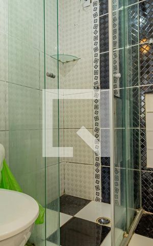 Apartamento à venda com 96m², 2 quartos e 1 vaga Apartamento à venda com 96m², 2 quartos e 1 vagaBanheiro