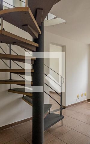 Apartamento à venda com 96m², 2 quartos e 1 vaga Apartamento à venda com 96m², 2 quartos e 1 vagaSala