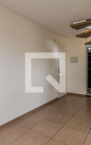 Apartamento à venda com 96m², 2 quartos e 1 vaga Apartamento à venda com 96m², 2 quartos e 1 vagaSala