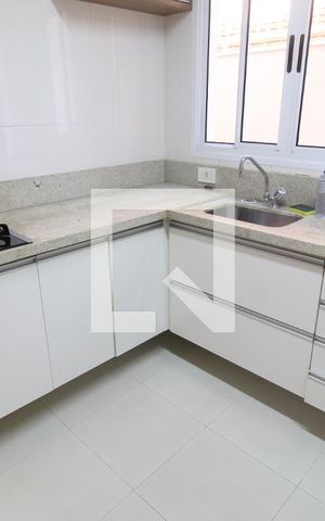 Casa de condomínio à venda com 89m², 3 quartos e 1 vagaCozinha - Armários
