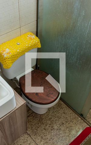 Casa à venda com 160m², 2 quartos e 1 vagaBanheiro