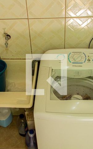 Casa à venda com 160m², 2 quartos e 1 vagaÁrea de Serviço