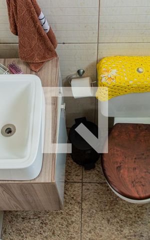 Casa à venda com 160m², 2 quartos e 1 vagaBanheiro