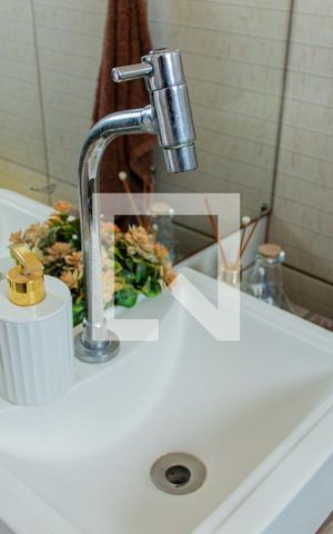 Casa à venda com 160m², 2 quartos e 1 vagaBanheiro