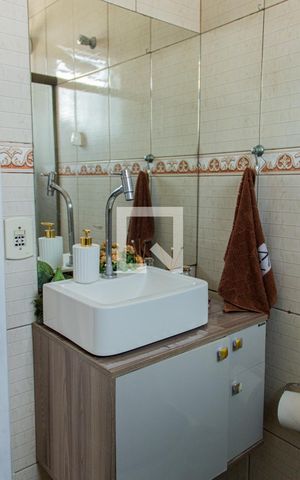 Casa à venda com 160m², 2 quartos e 1 vagaBanheiro