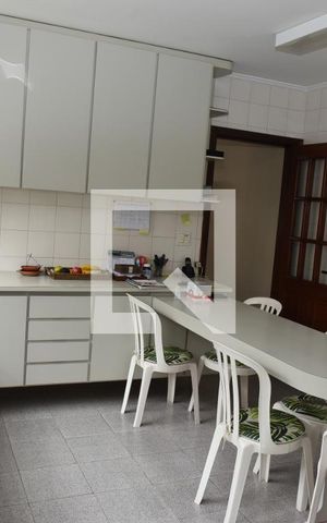 Casa à venda com 400m², 3 quartos e 3 vagasCozinha