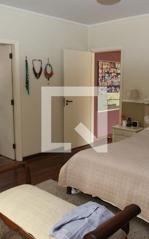 Casa à venda com 400m², 3 quartos e 3 vagasQuarto 3 - Suíte