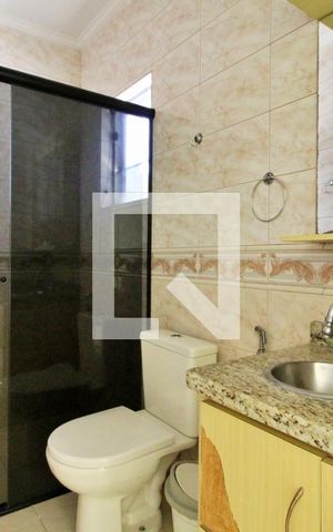 Casa à venda com 260m², 3 quartos e 2 vagasBanheiro