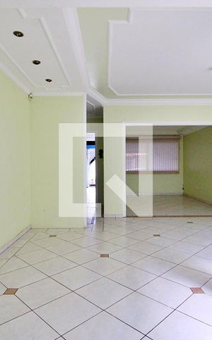 Casa à venda com 260m², 3 quartos e 2 vagasSala