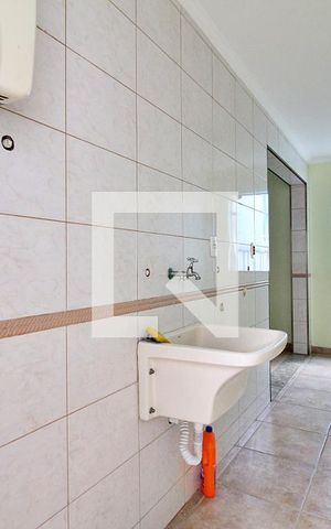 Casa à venda com 260m², 3 quartos e 2 vagasÁrea de Serviço