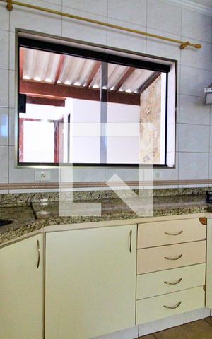 Casa à venda com 260m², 3 quartos e 2 vagasCozinha