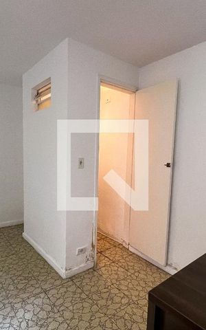 Casa à venda com 100m², 3 quartos e 2 vagasQuarto de Serviço