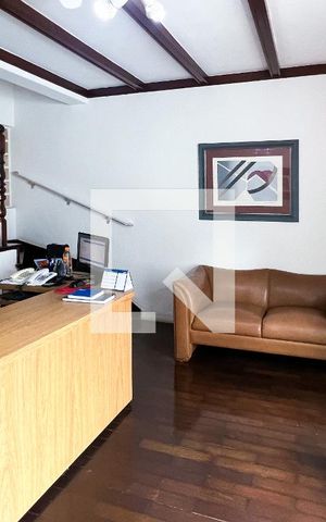 Casa à venda com 100m², 3 quartos e 2 vagasSala