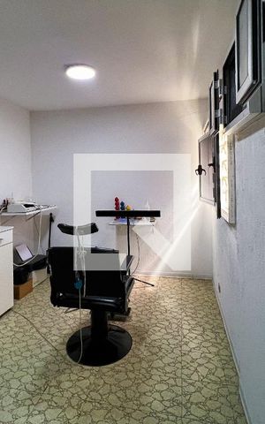 Casa à venda com 100m², 3 quartos e 2 vagasQuarto 2