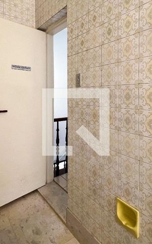 Casa à venda com 100m², 3 quartos e 2 vagasBanheiro