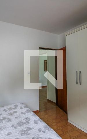 Casa à venda com 5400m², 4 quartos e 5 vagas Casa à venda com 5400m², 4 quartos e 5 vagasQuarto 3