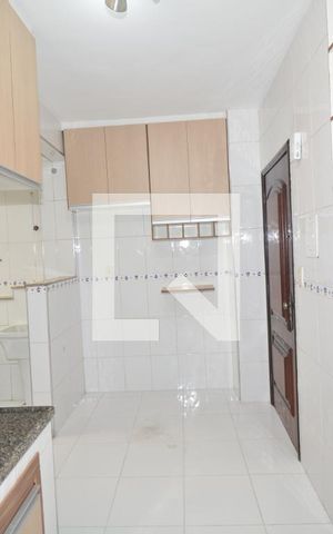 Apartamento à venda com 77m², 2 quartos e 1 vagaCozinha
