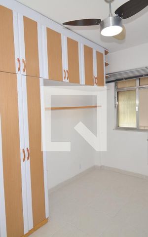 Apartamento à venda com 77m², 2 quartos e 1 vagaQuarto 2
