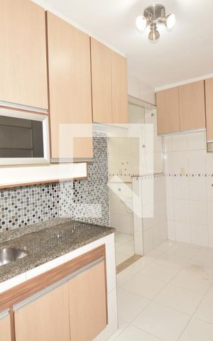 Apartamento à venda com 77m², 2 quartos e 1 vagaCozinha - Armários