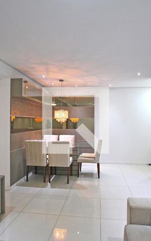 Apartamento à venda com 58m², 2 quartos e 1 vagaSala