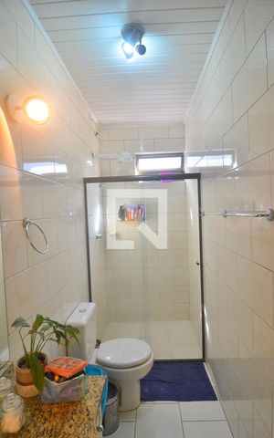 Apartamento à venda com 76m², 2 quartos e 2 vagasBanheiro