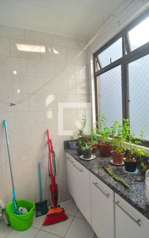 Apartamento à venda com 76m², 2 quartos e 2 vagasCozinha