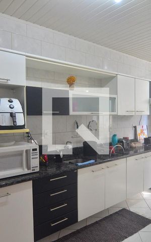Apartamento à venda com 76m², 2 quartos e 2 vagasCozinha