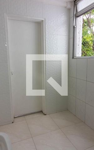 Apartamento para alugar com 90m², 3 quartos e 1 vagaÁrea de Serviço