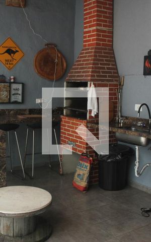 Casa à venda com 122m², 3 quartos e 2 vagasChurrasqueira/Quintal