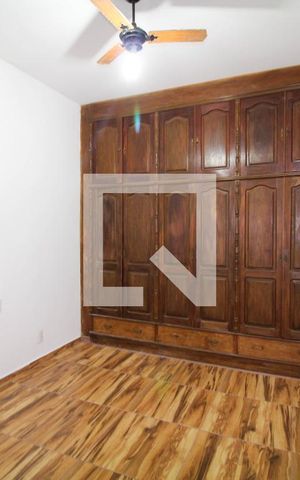 Apartamento para alugar com 70m², 2 quartos e sem vaga Apartamento para alugar com 70m², 2 quartos e sem vagaQuarto 1