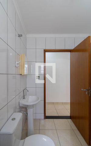 Casa à venda com 240m², 4 quartos e 1 vaga Casa à venda com 240m², 4 quartos e 1 vagaBanheiro da Suíte 2 - Casa 2