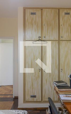 Casa à venda com 300m², 3 quartos e 5 vagas Casa à venda com 300m², 3 quartos e 5 vagasQuarto 1