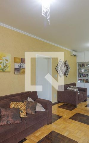 Casa à venda com 300m², 3 quartos e 5 vagas Casa à venda com 300m², 3 quartos e 5 vagasSala