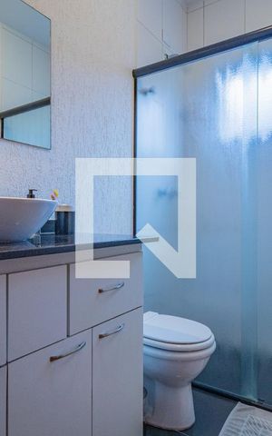 Casa à venda com 280m², 3 quartos e 3 vagas Casa à venda com 280m², 3 quartos e 3 vagasBanheiro da Suíte 2